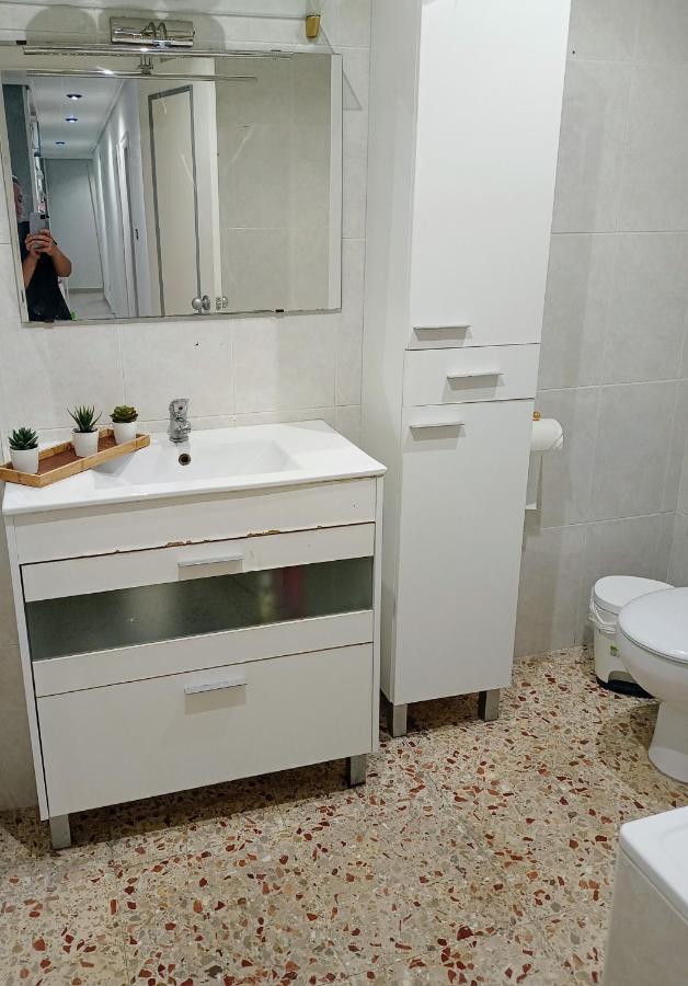 Habitaciones A Dos Pasos Del Congreso Elche Ngoại thất bức ảnh